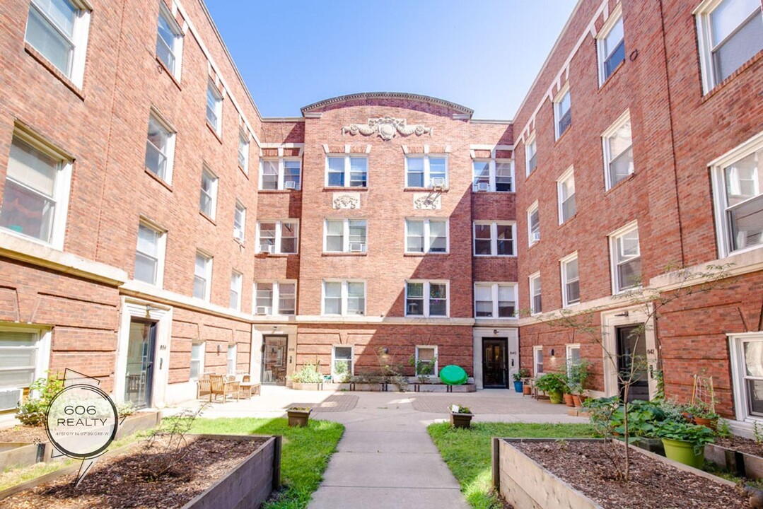 836 E 53rd St in Chicago, IL - Foto de edificio