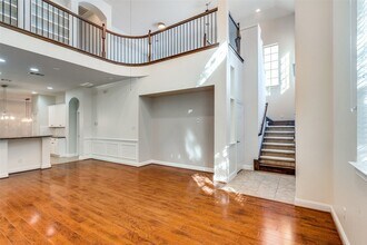 4667 Edith St in Plano, TX - Foto de edificio - Building Photo