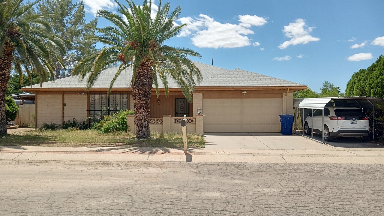 9116 E Palm Tree Dr in Tucson, AZ - Building Photo