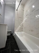 401 Central Ave in Jersey City, NJ - Building Photo - Building Photo