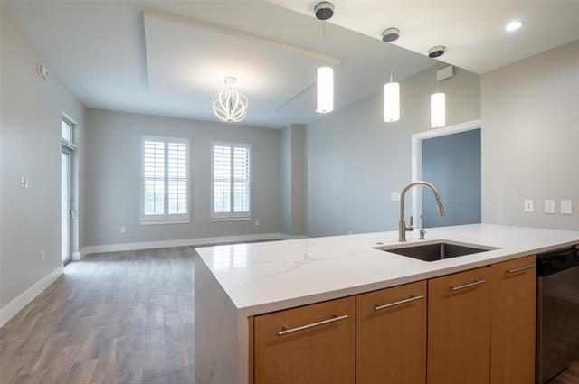 2323 N Houston St in Dallas, TX - Building Photo - Building Photo