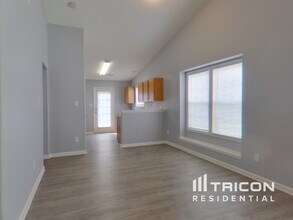 10429 Hugue Way in Charlotte, NC - Building Photo - Building Photo