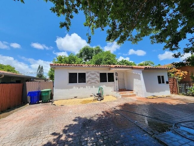 property at 2754 SW 34th Ave