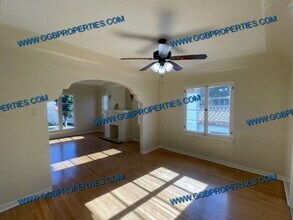 2209-2211 Eucalyptus Ave in Long Beach, CA - Building Photo - Building Photo