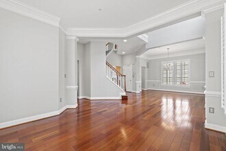 1106 Pleasant Cir in Rockville, MD - Building Photo - Building Photo