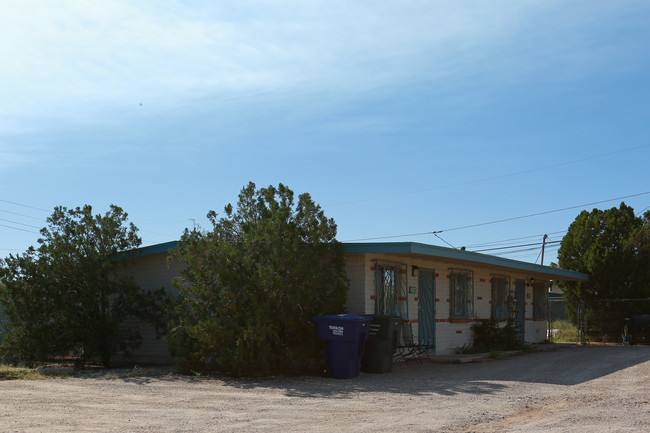 5780 E 24th St in Tucson, AZ - Foto de edificio - Building Photo