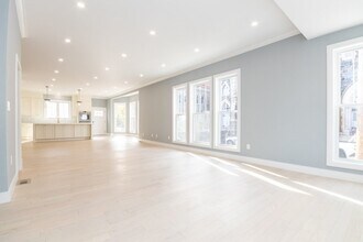 140 Otis St in Cambridge, MA - Building Photo - Building Photo