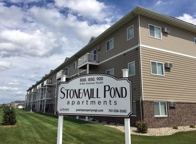 Stonemill Apartments in South Moorhead in Moorhead, MN - Building Photo - Building Photo