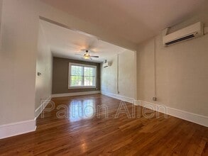 444 Haywood Rd in Asheville, NC - Building Photo - Building Photo