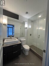 8 Mercer St in Toronto, ON - Building Photo - Building Photo