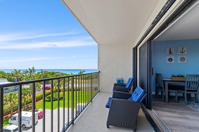 801 S Ocean Dr in Fort Pierce, FL - Building Photo - Building Photo