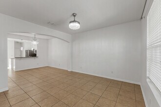 607 Tiger Bay Ct in Groveland, FL - Building Photo - Building Photo