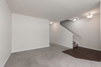 12064 Parkview Trace Dr in Louisville, KY - Building Photo - Building Photo