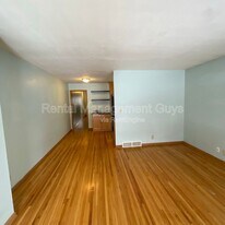 5743 Xerxes Ave S in Minneapolis, MN - Building Photo