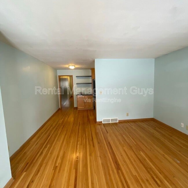 property at 5743 Xerxes Ave S