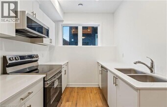 781 Clare Ave in Welland, ON - Building Photo - Building Photo