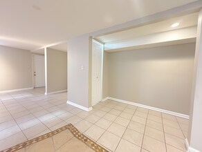 125 S Leavitt St, Unit B in Chicago, IL - Building Photo - Building Photo