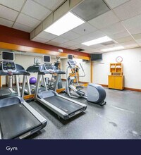 9880 N Scottsdale Rd in Scottsdale, AZ - Building Photo - Building Photo