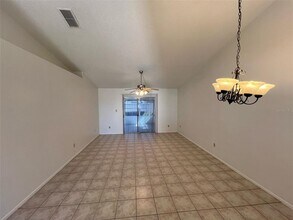 3160 Smoke Signal Cir in Kissimmee, FL - Building Photo - Building Photo