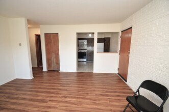 9907 W 58th St in Countryside, IL - Building Photo - Building Photo