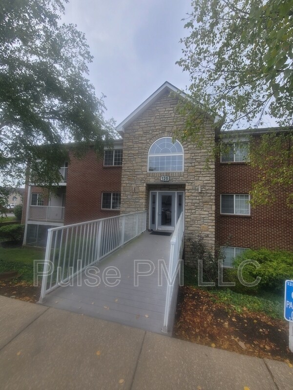 property at 135 Dale Hollow Dr