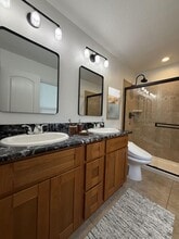 5400 Aileen Way in Sacramento, CA - Building Photo - Building Photo