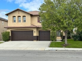 30434 Mallorca Pl in Santa Clarita, CA - Building Photo