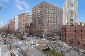 1209 Park Ave in New York, NY - Building Photo - Building Photo