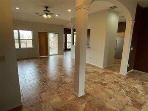 10106 Schmidt Ln in Manor, TX - Building Photo - Building Photo