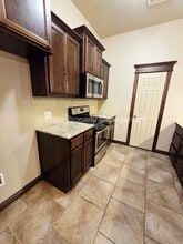 2302 Kintyre Rd in Yukon, OK - Building Photo - Building Photo