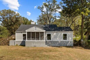 921 25th St SW in Birmingham, AL - Building Photo