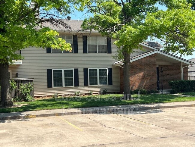 property at 3200 W Britton Rd