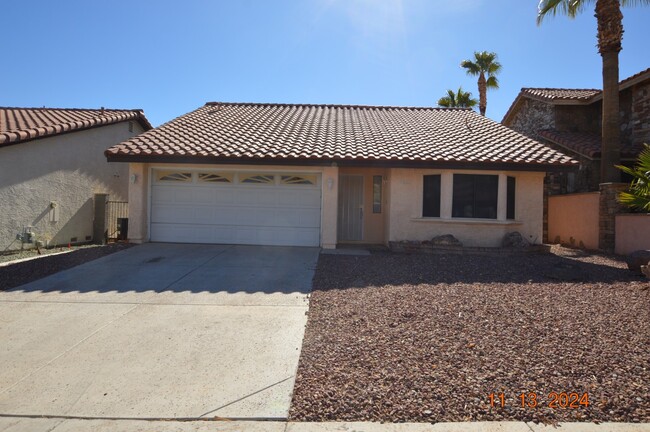 8661 Portofino Ct in Las Vegas, NV - Building Photo - Building Photo