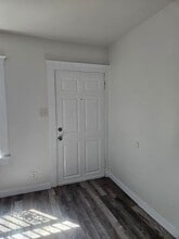830 E 20th St, Unit 830 in Long Beach, CA - Foto de edificio - Building Photo