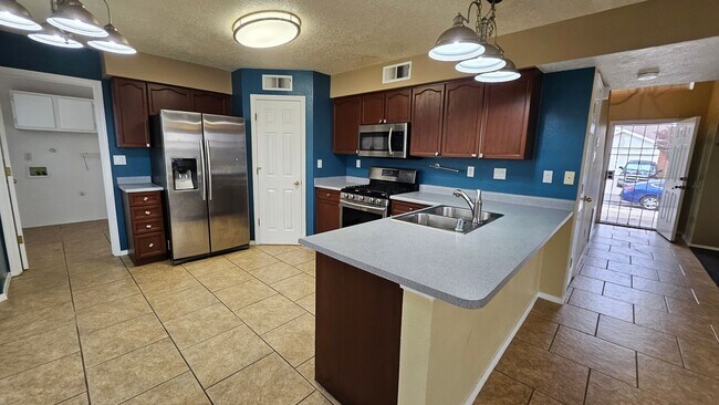 8324 Millstream Pl NW in Albuquerque, NM - Building Photo - Building Photo
