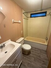 423 Usina Ave in Interlachen, FL - Building Photo - Building Photo