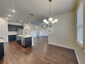 6102 Little Blf Cir in Mascotte, FL - Building Photo - Building Photo