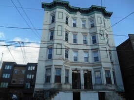 228 Ogden Ave. in Jersey City, NJ - Building Photo