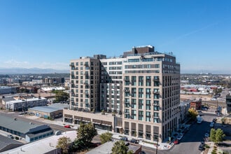 Edit at River North in Denver, CO - Foto de edificio - Building Photo