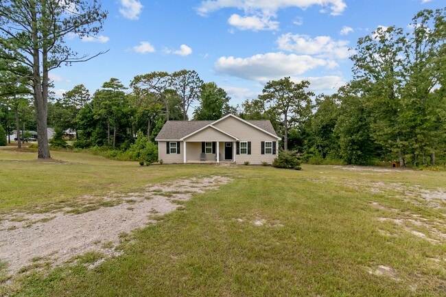 112 Savannah Ln in Vass, NC - Building Photo - Building Photo