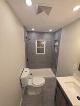 915 11th St in West Babylon, NY - Building Photo - Building Photo