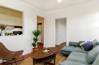 934 Michigan Ave in Miami Beach, FL - Building Photo - Building Photo