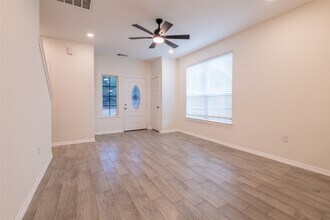 25012 Armagh Rd in Hempstead, TX - Building Photo - Building Photo