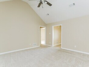 35 Willow Crest Dr in Oakland, TN - Building Photo - Building Photo