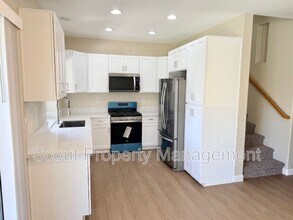 43174 Teramo St in Temecula, CA - Building Photo - Building Photo