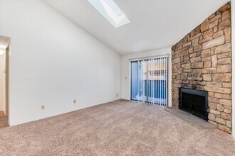 17206 E Harvard Ave in Aurora, CO - Building Photo - Building Photo