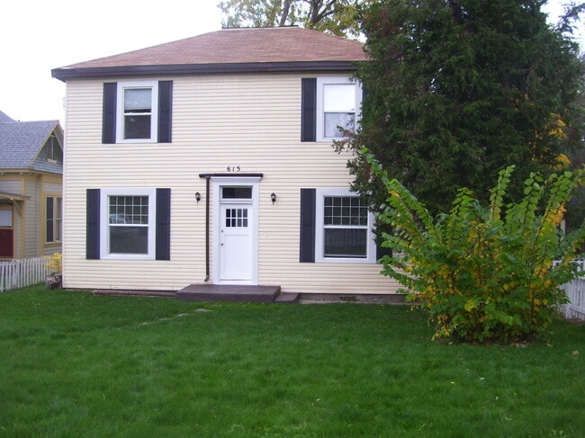 615 E Krall St, Unit 2