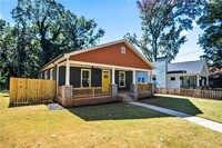 1070 Lucile Ave SW in Atlanta, GA - Building Photo - Building Photo