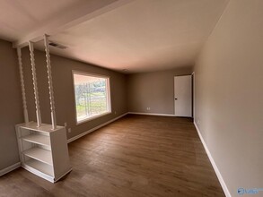 3518 Bermuda Rd SW in Huntsville, AL - Foto de edificio - Building Photo