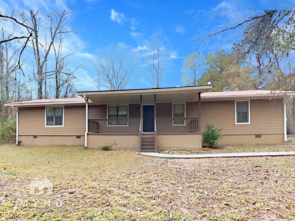 275 Oak Hill Cir in Covington, GA - Building Photo